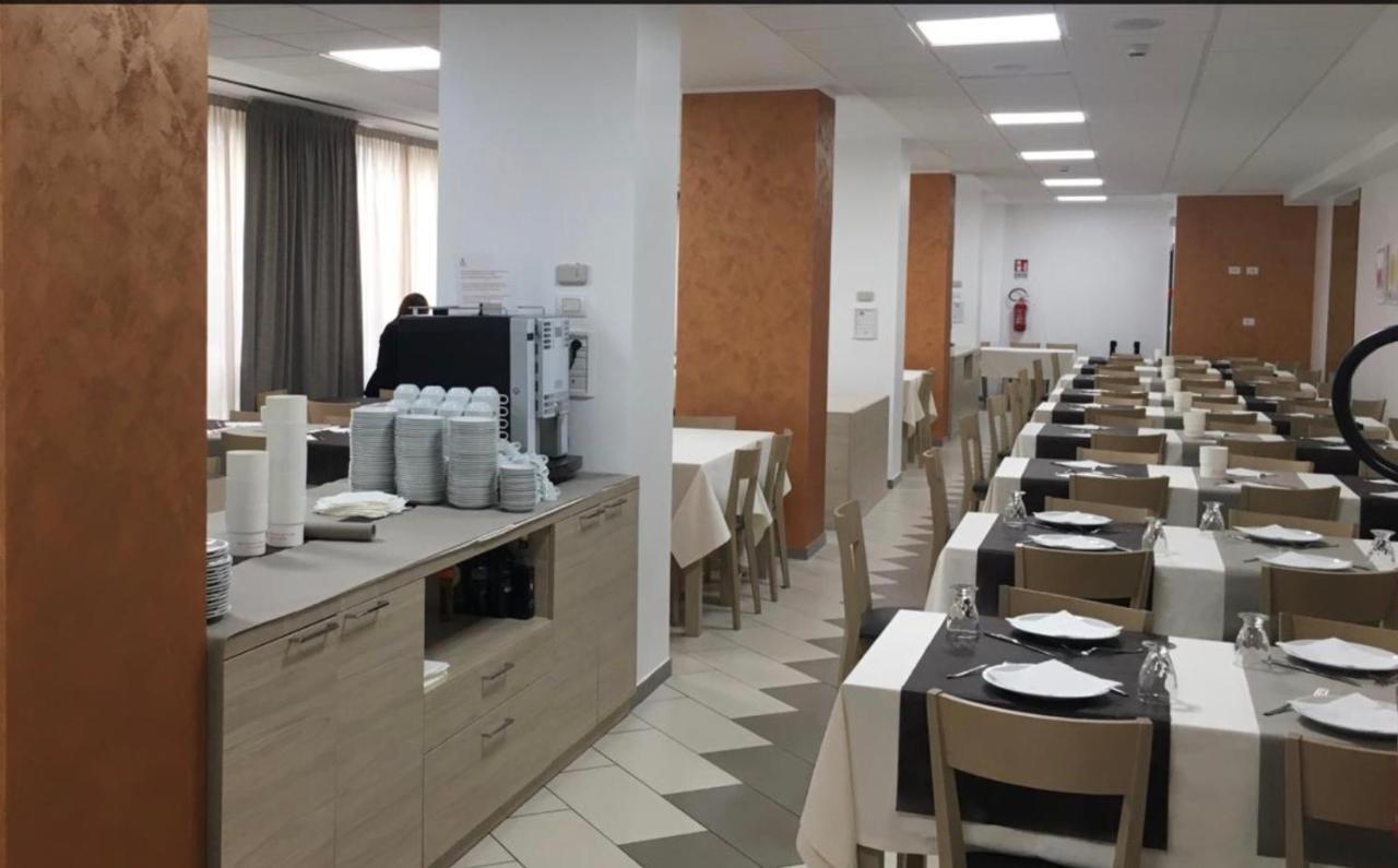 Casa Per Ferie San Juan De Avila Rome Extérieur photo