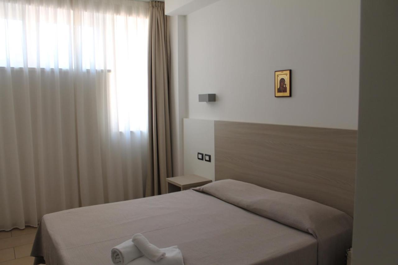 Casa Per Ferie San Juan De Avila Rome Extérieur photo