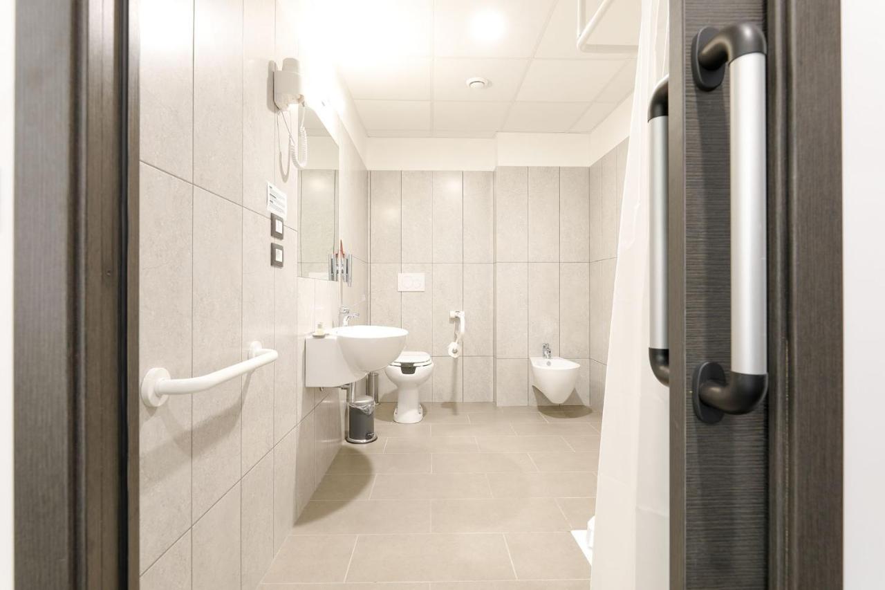 Casa Per Ferie San Juan De Avila Rome Extérieur photo