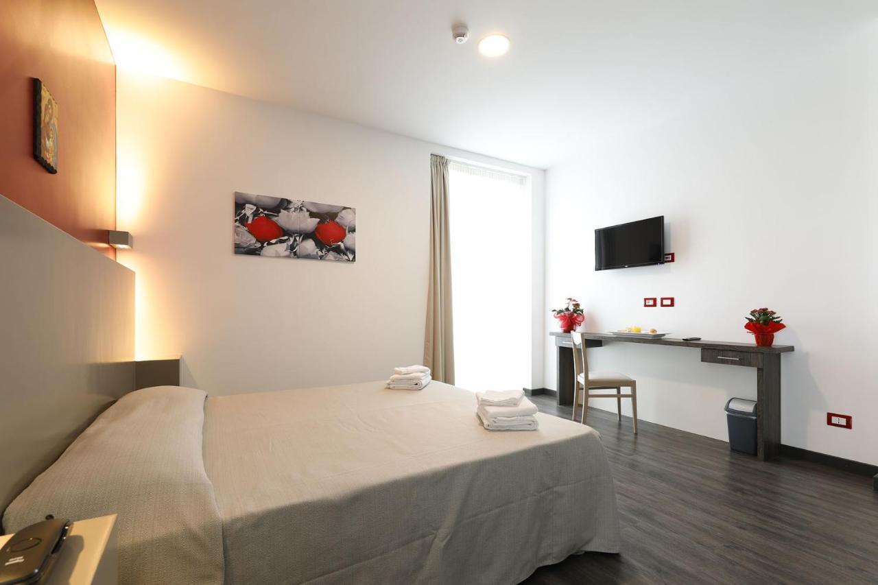 Casa Per Ferie San Juan De Avila Rome Extérieur photo